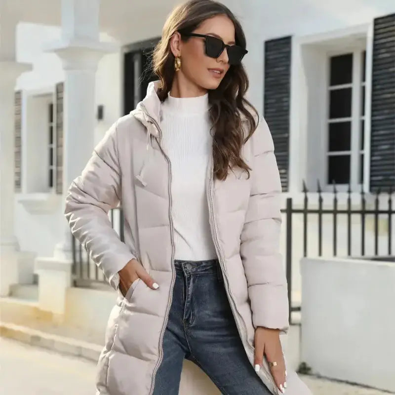 Parka chaude femme imperméable avec isolation thermique, longue beige à capuche