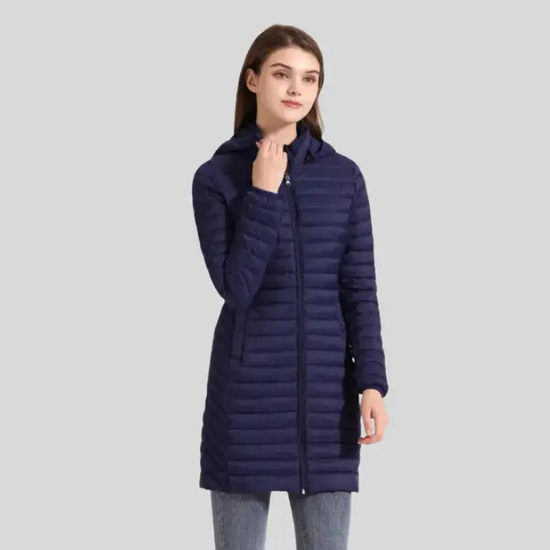 Parka chaude femme et homme, idéale pour reconnaître une parka vraiment chaude en hiver. Image