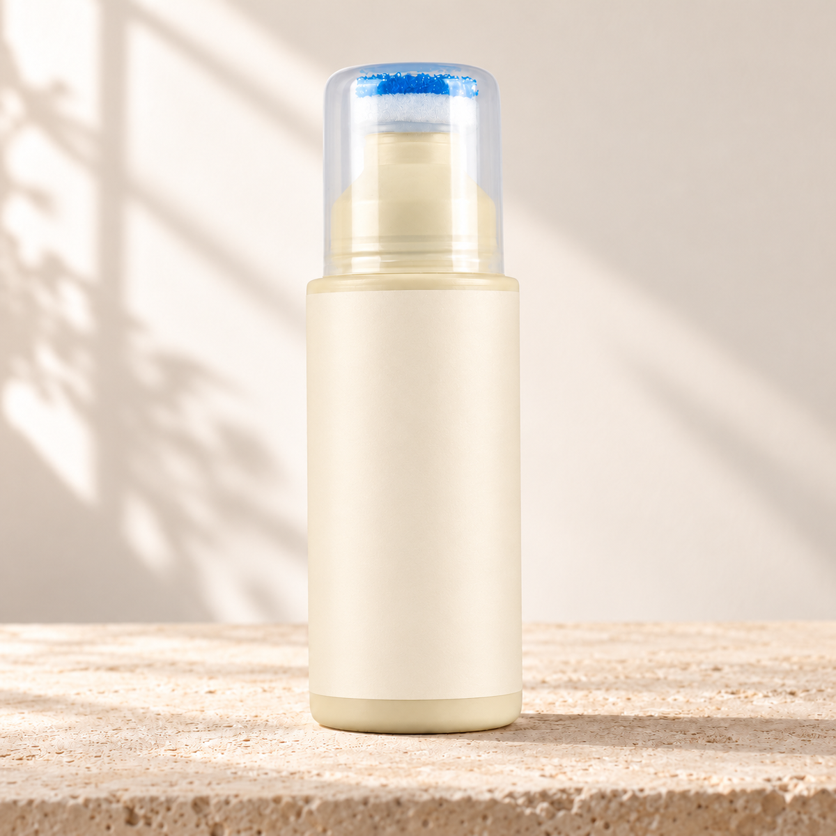 Détachant textile – 100 ml sur fond ivoire