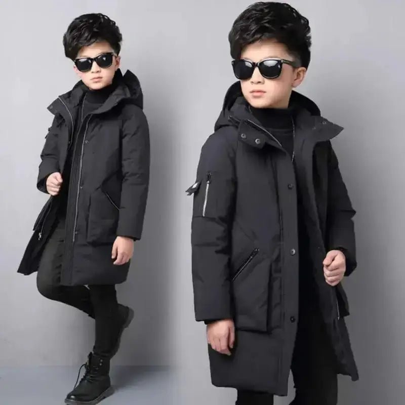 Parka enfant garçon avec capuche, manteau d'hiver noir pour garçon, style moderne et pratique.