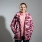 Parka femme à capuche en camouflage rose et bordeaux, imperméable avec ajustements fonctionnels