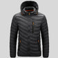 Parka homme capuche noir avec poches zippées et coupe fonctionnelle, détails orange